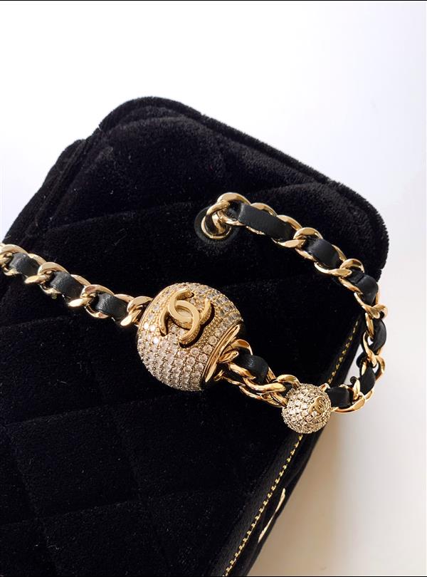 2026127215531472 600